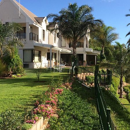 Hôtel Oewerpalms View à Oudtshoorn Extérieur photo