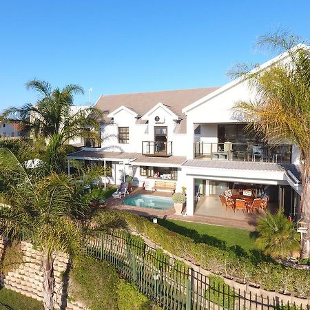 Hôtel Oewerpalms View à Oudtshoorn Extérieur photo